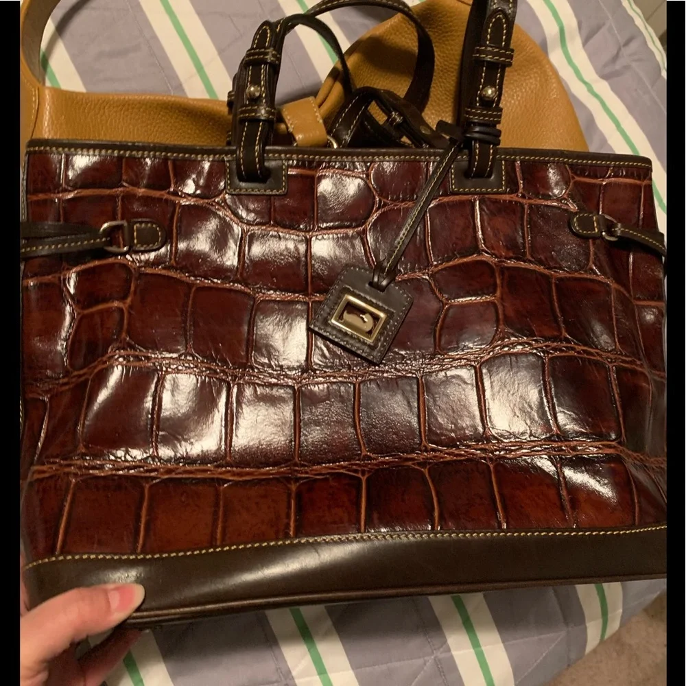 Dooney & Bourke bag - Picture 1 of 1